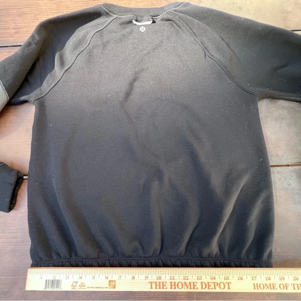Lululemon Home‎ Stretch Black Crew